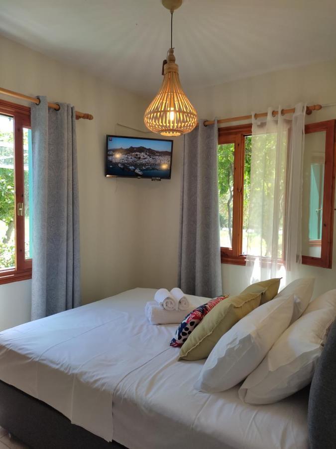 Dafnes Hotel Скопелос Екстериор снимка