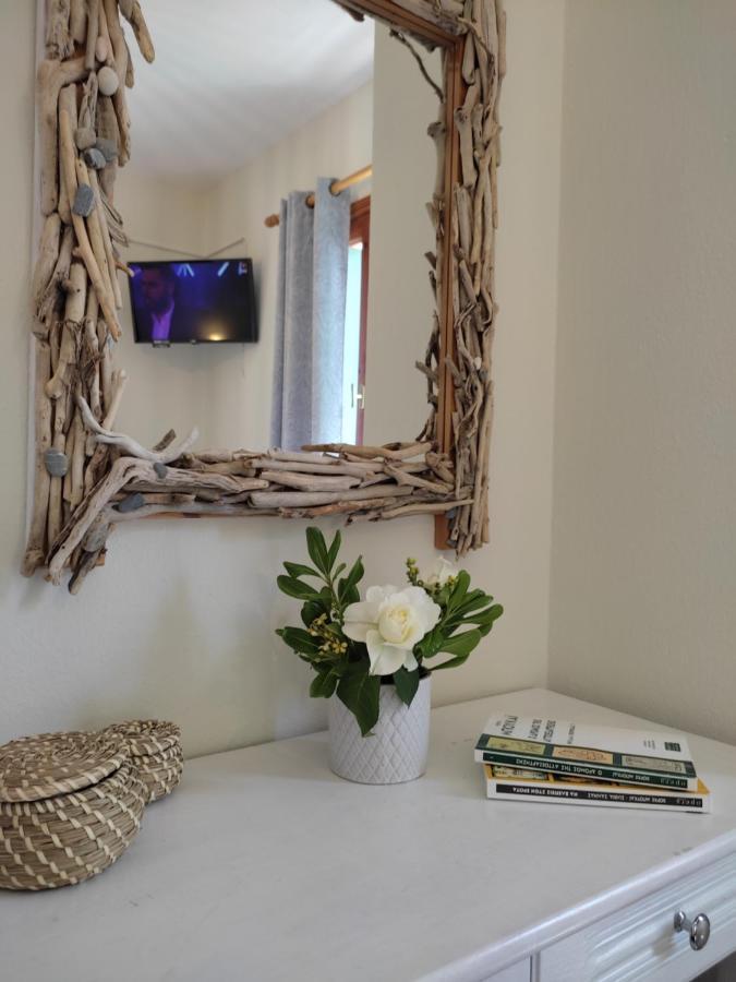 Dafnes Hotel Скопелос Екстериор снимка