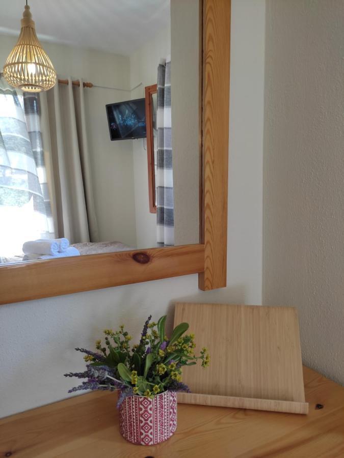Dafnes Hotel Скопелос Екстериор снимка