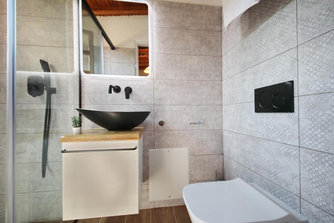 Dafnes Hotel Скопелос Екстериор снимка